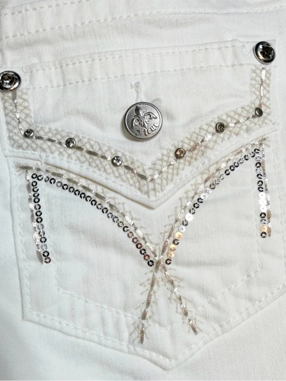 Miss Me waist 28”